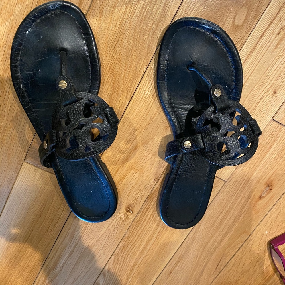 Black Tory Burch leather flip flops